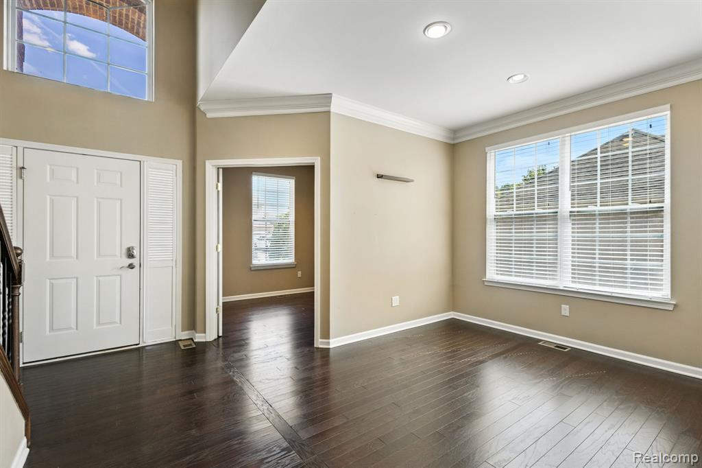 50219 Cheltenham Drive, Macomb, MI 48044 — Photo 3