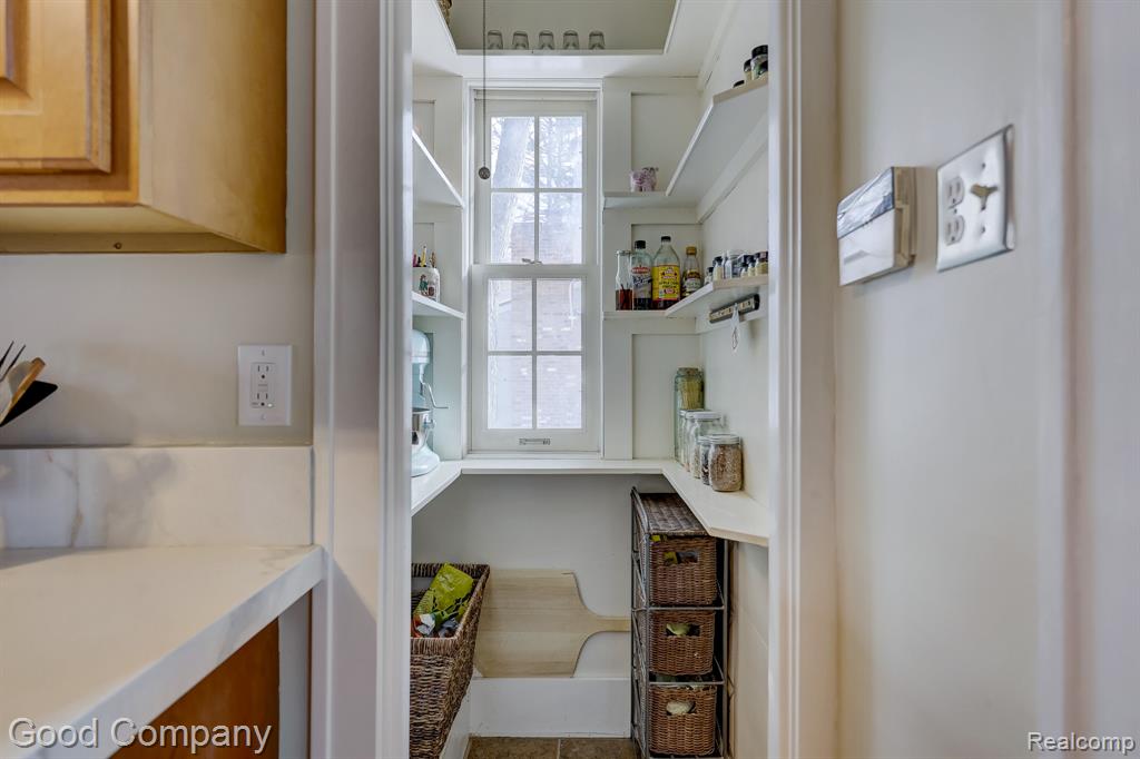 18930 Hillcrest Street, Beverly Hills, MI 48025 — Photo 39
