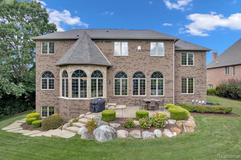 54159 DEER RIDGE Court, Rochester, MI 48307 — Photo 45