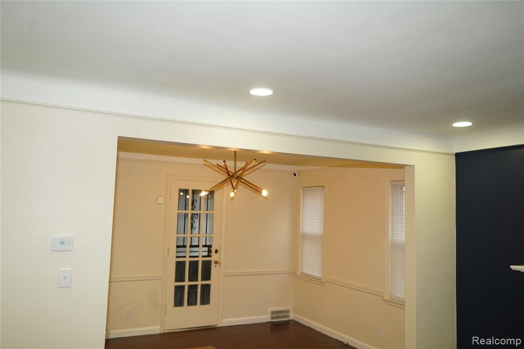 7241 W Outer Drive, Detroit, MI 48235 — Photo 10