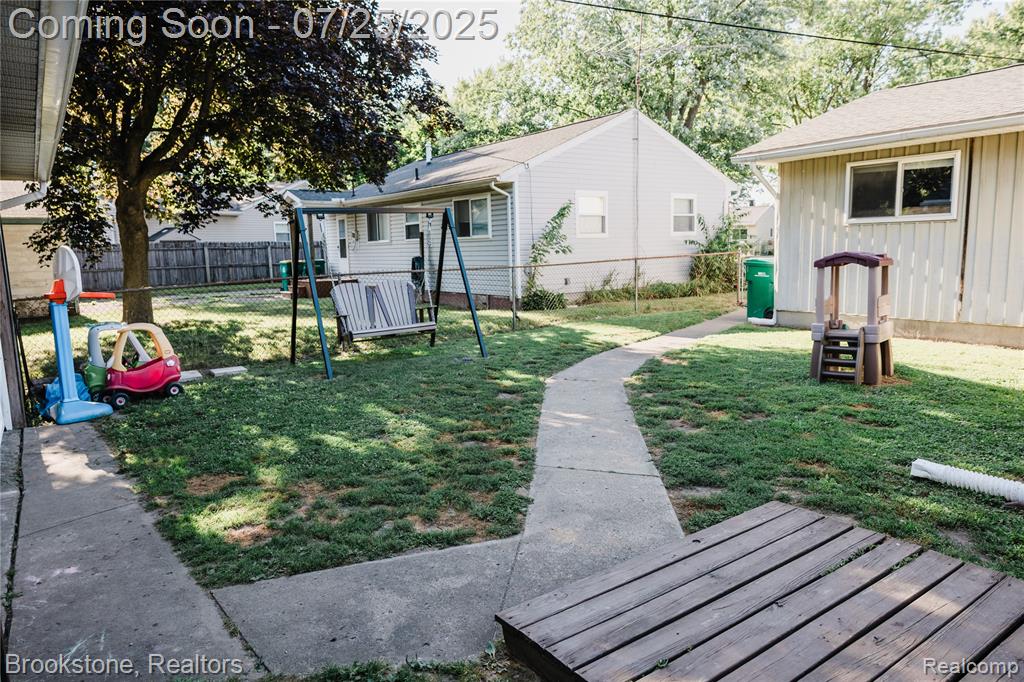 1232 Crestwood Avenue, Ypsilanti, MI 48198 — Photo 44
