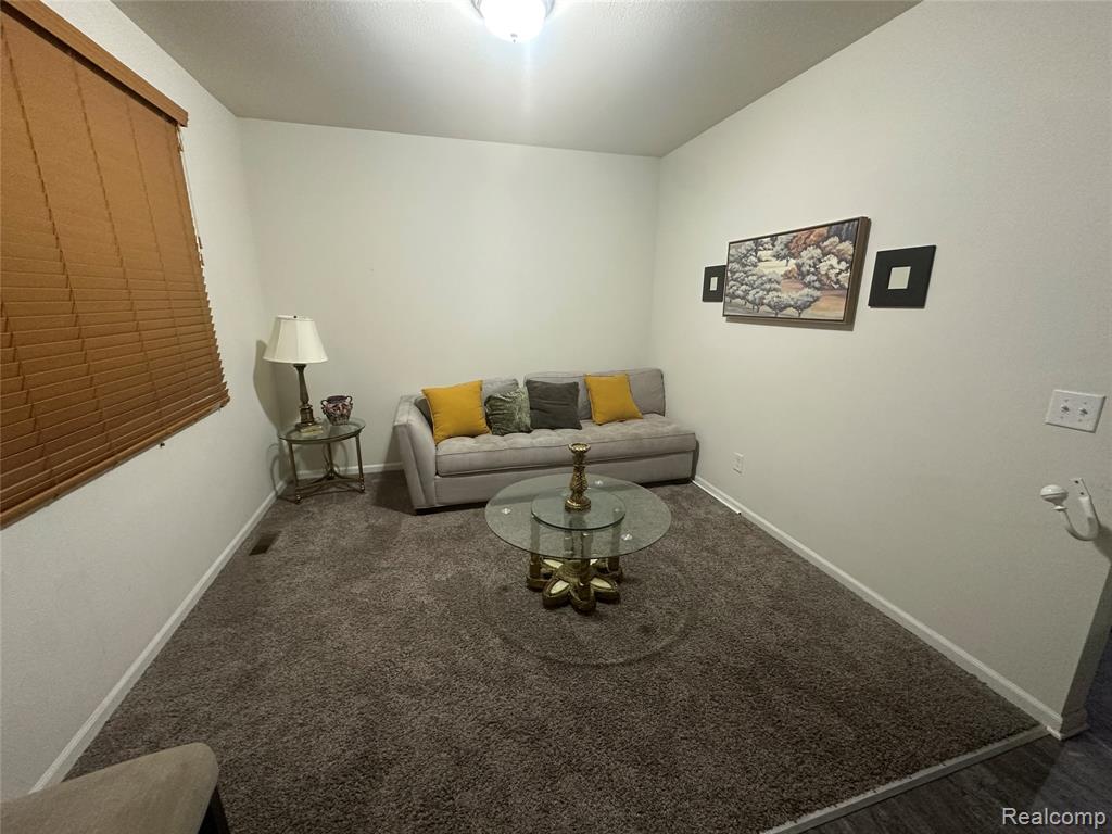 8731 QUINCY Drive, Westland, MI — Photo 8