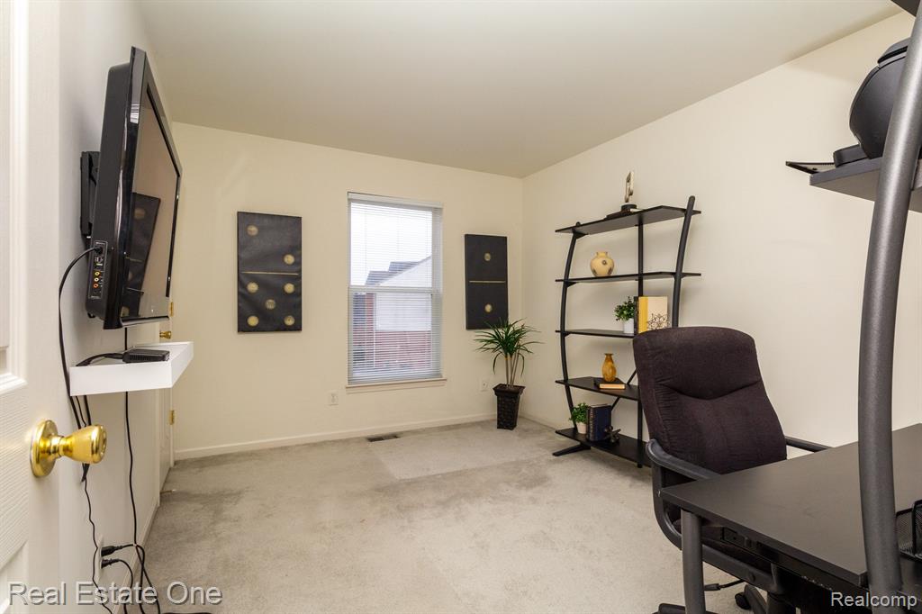 3281 NIAGARA Avenue, Canton, MI 48188 — Photo 31