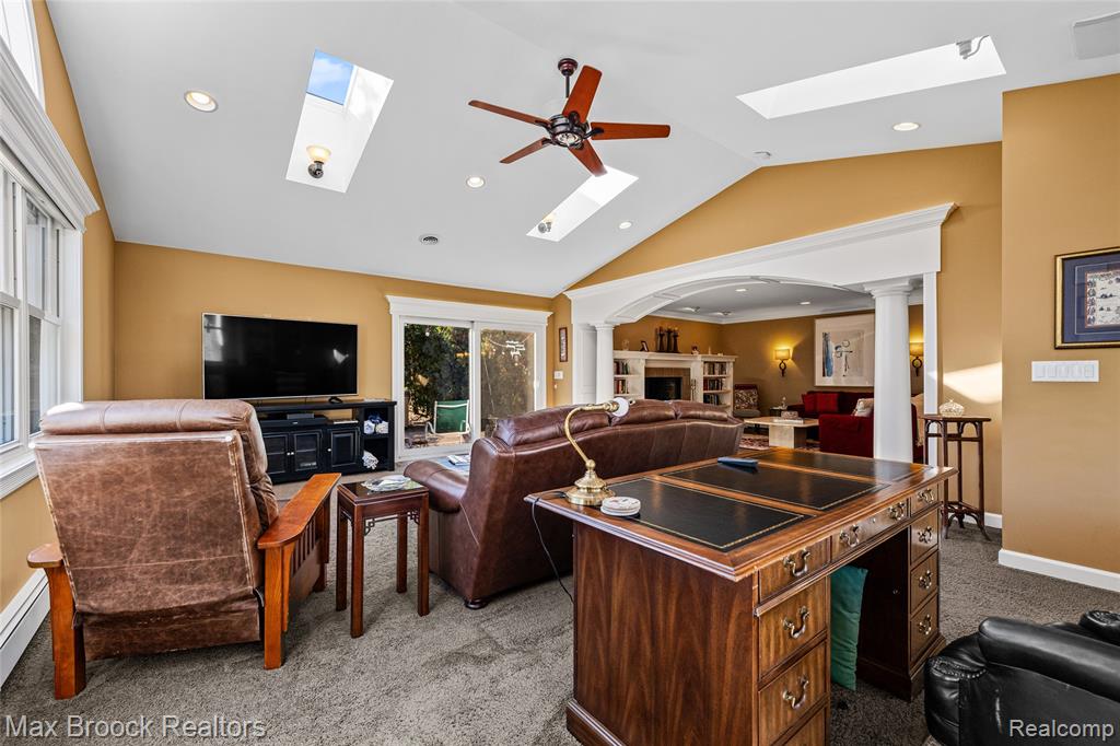 5605 Woodwind Drive, Bloomfield Hills, MI 48301 — Photo 35