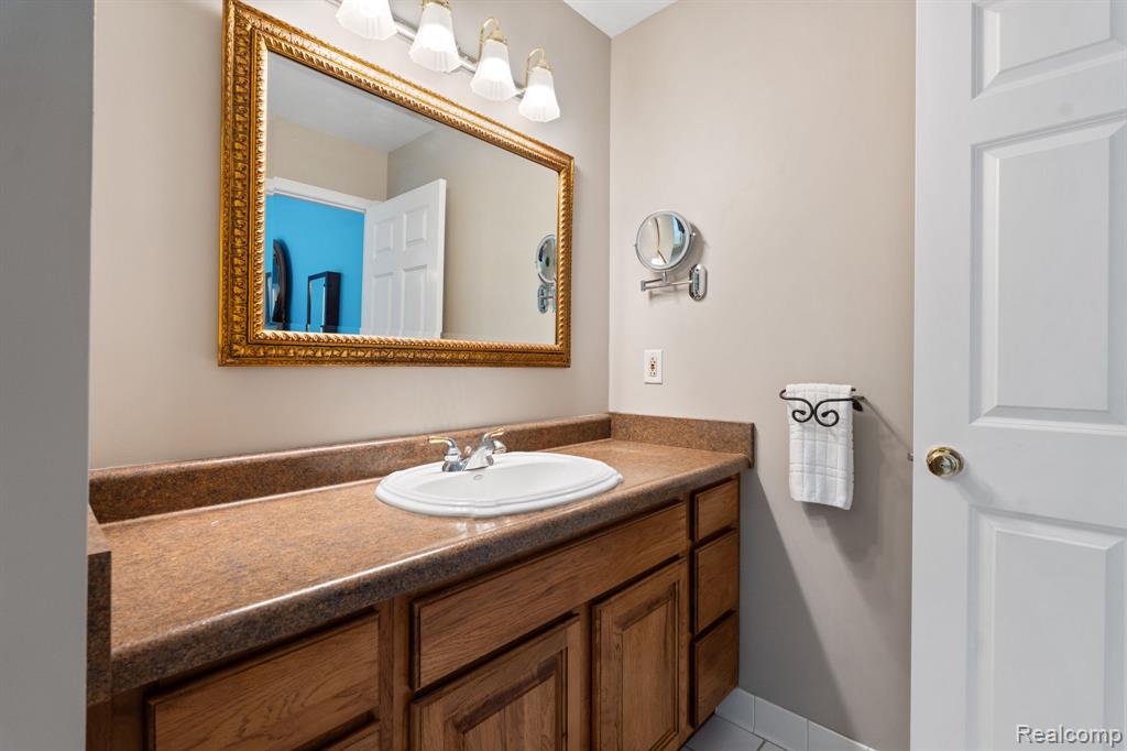 4653 6 Mile Road, South Lyon, MI 48178 — Photo 34