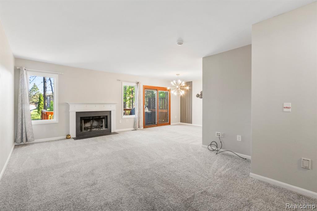 42036 SARATOGA Circle, Canton, MI 48187 — Photo 4