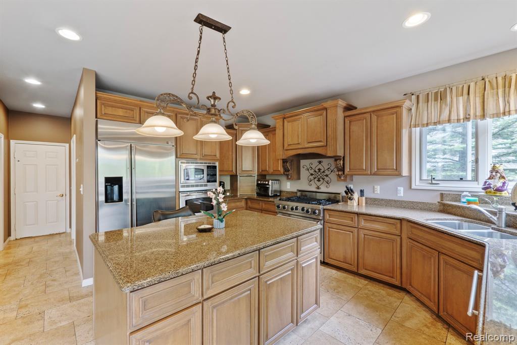 861 QUARRY, Rochester Hills, MI 48306 — Photo 16