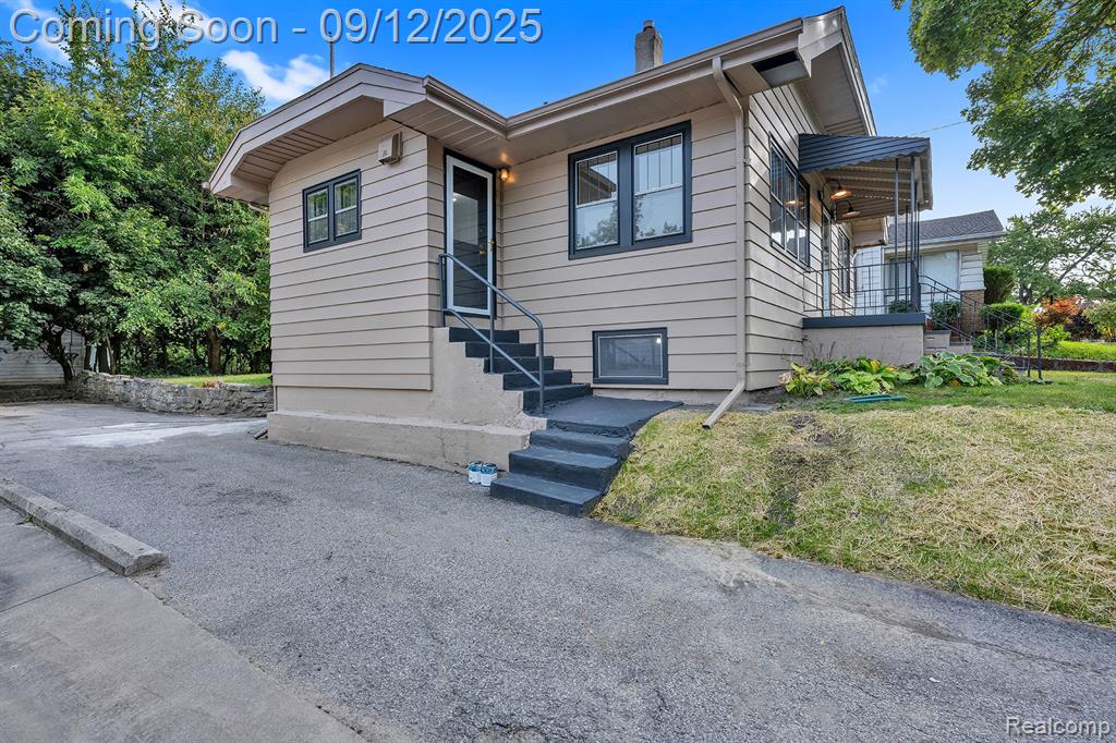 920 Belmont Avenue, Flint, MI 48503 — Photo 5