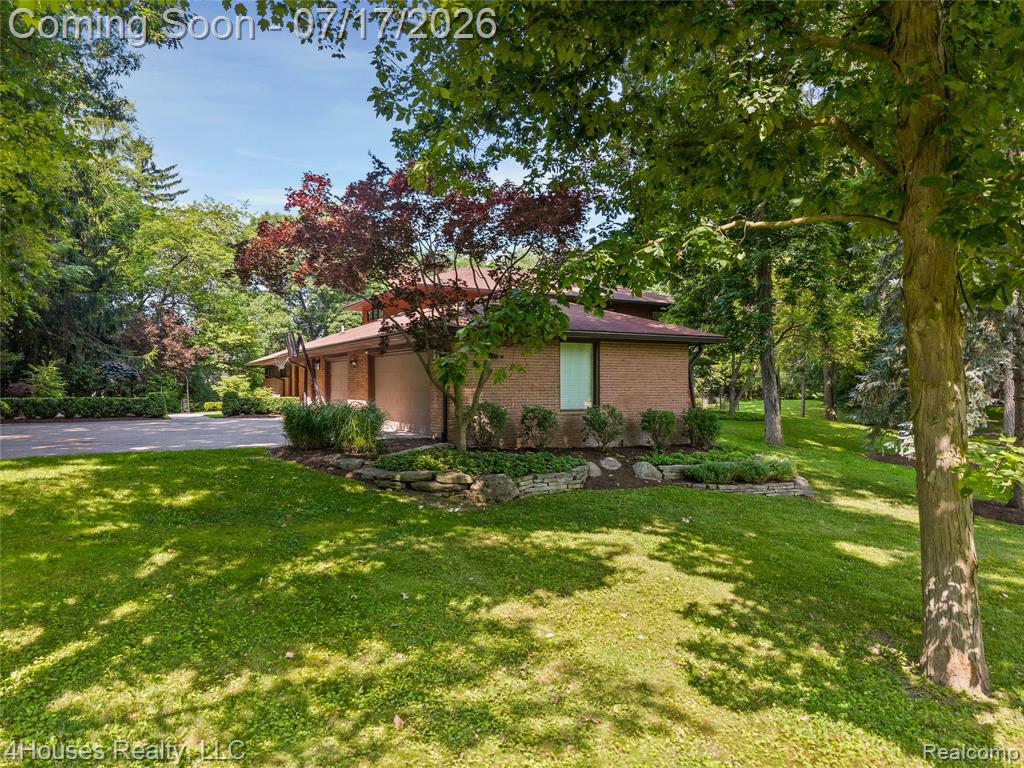 5717 Sussex Drive, Troy, MI 48098 — Photo 59
