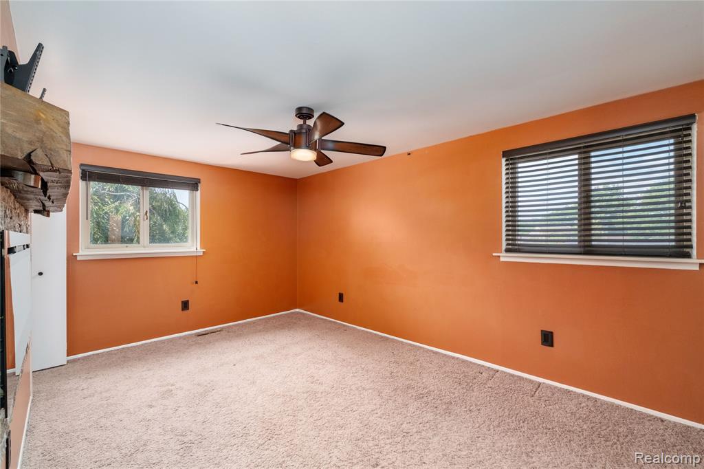 44114 Somerset Square, Canton, MI 48187 — Photo 30