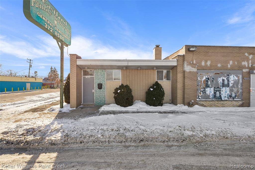 16068 E 8 MILE Road - Photo 3