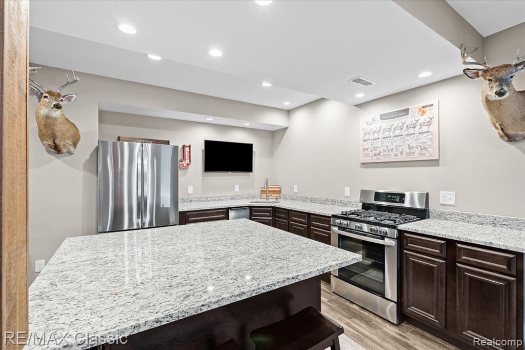 7803 Tipperary Trail, Fenton, MI 48430 — Photo 32