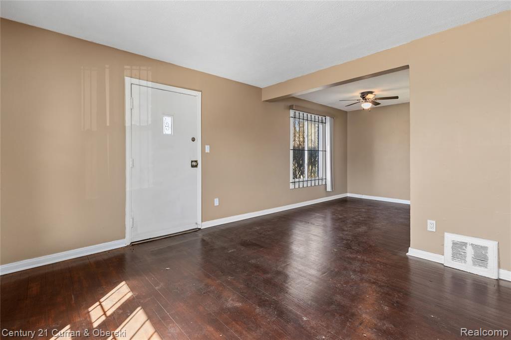 9100 Asbury Park, Detroit, MI 48228 — Photo 3