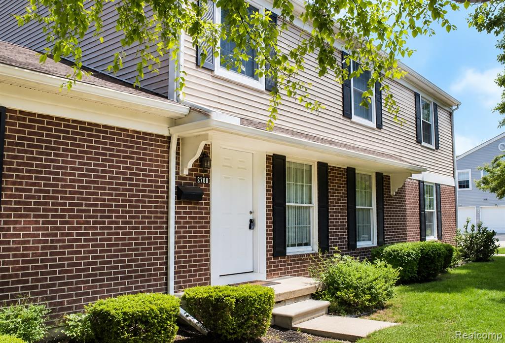 2708 Glenbridge Court