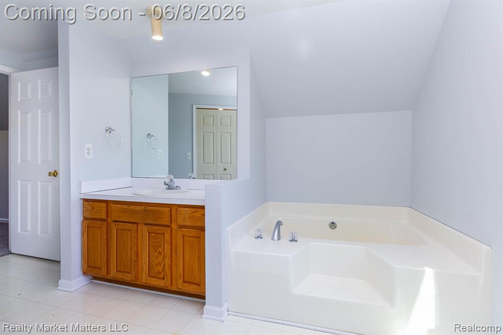8164 N Genesee Road, Mount Morris, MI 48458 — Photo 11