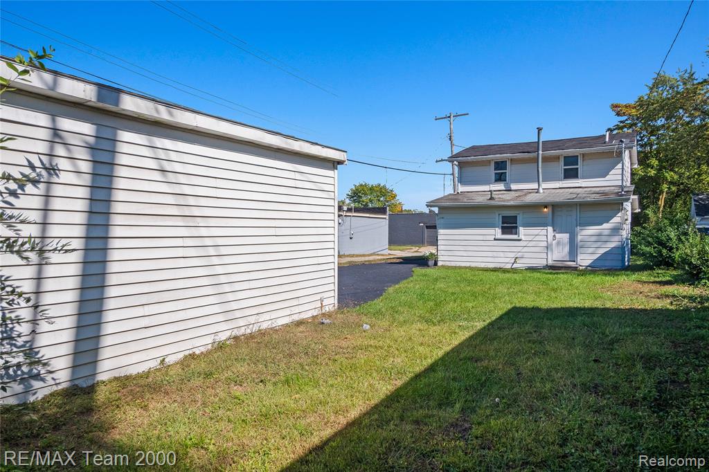 5842 Janet Avenue, Taylor, MI 48180 — Photo 23