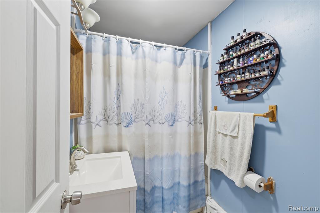 92 Hartley Street, Lapeer, MI 48446 — Photo 12