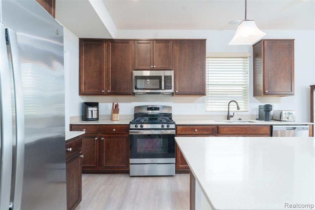 10070 Kylie Drive, Brighton, MI 48116 — Photo 15