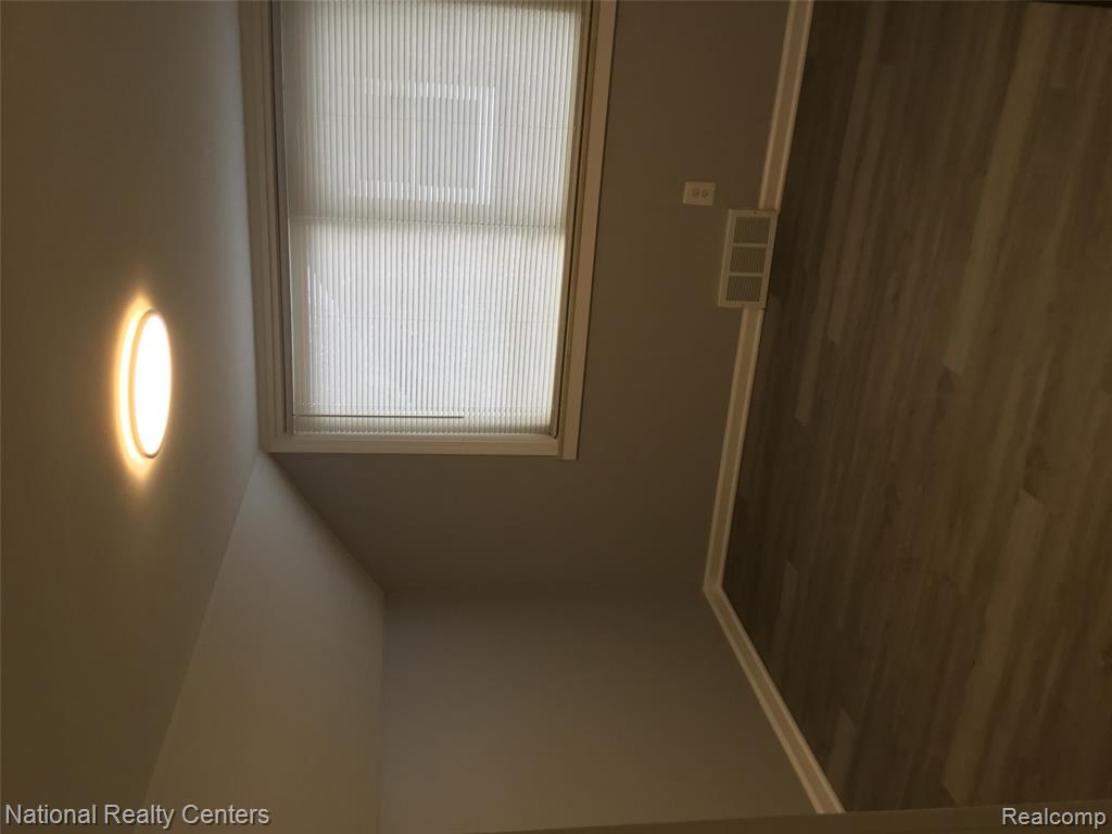 506 Fairwood Street, Inkster, MI 48141 — Photo 18