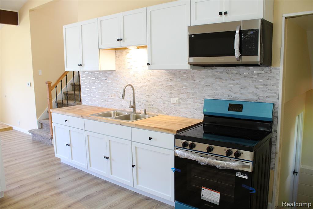 3414 Clement Street, Flint, MI 48504 — Photo 16