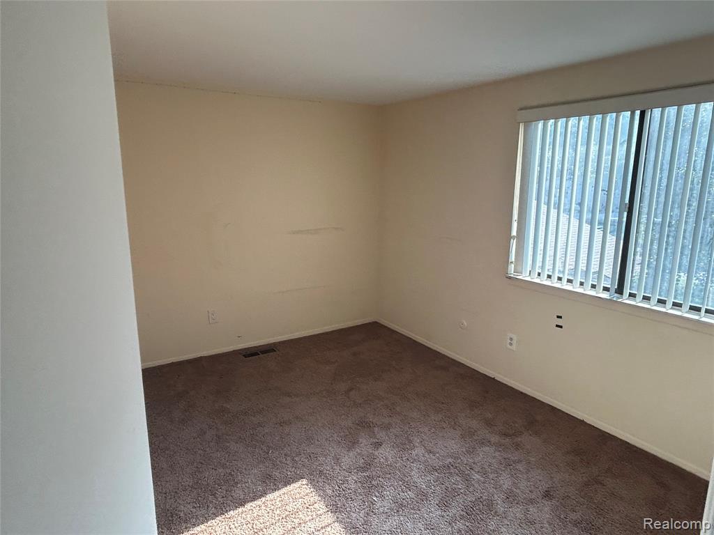 26889 Farmbrook Villa Drive, Southfield, MI 48034 — Photo 34