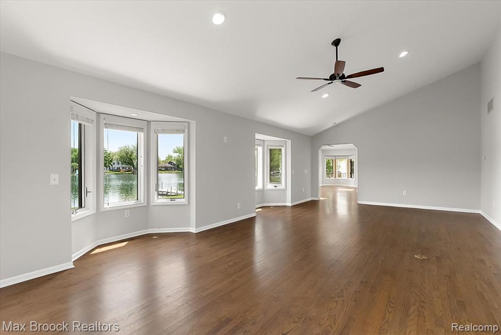 1317 Castlewood Drive, White Lake, MI — Photo 15
