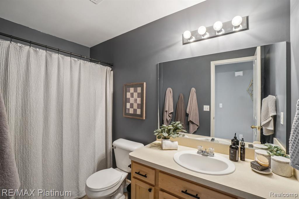4090 HAMPTON RIDGE Boulevard, 56, Howell, MI 48843 — Photo 10