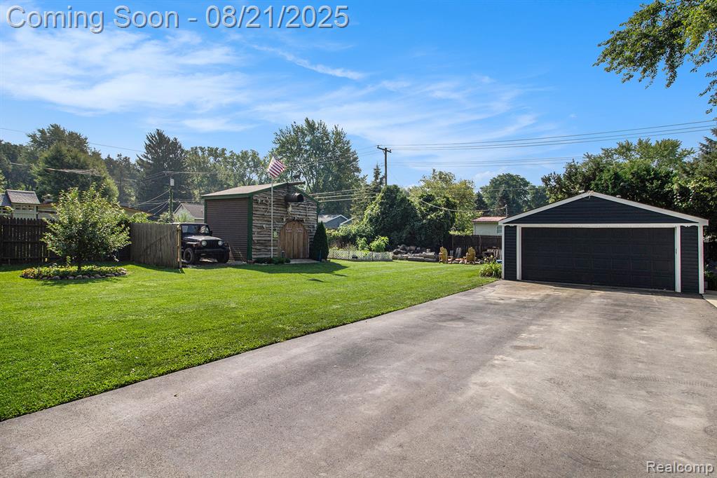 9301 Big Lake Road, Clarkston, MI — Photo 20