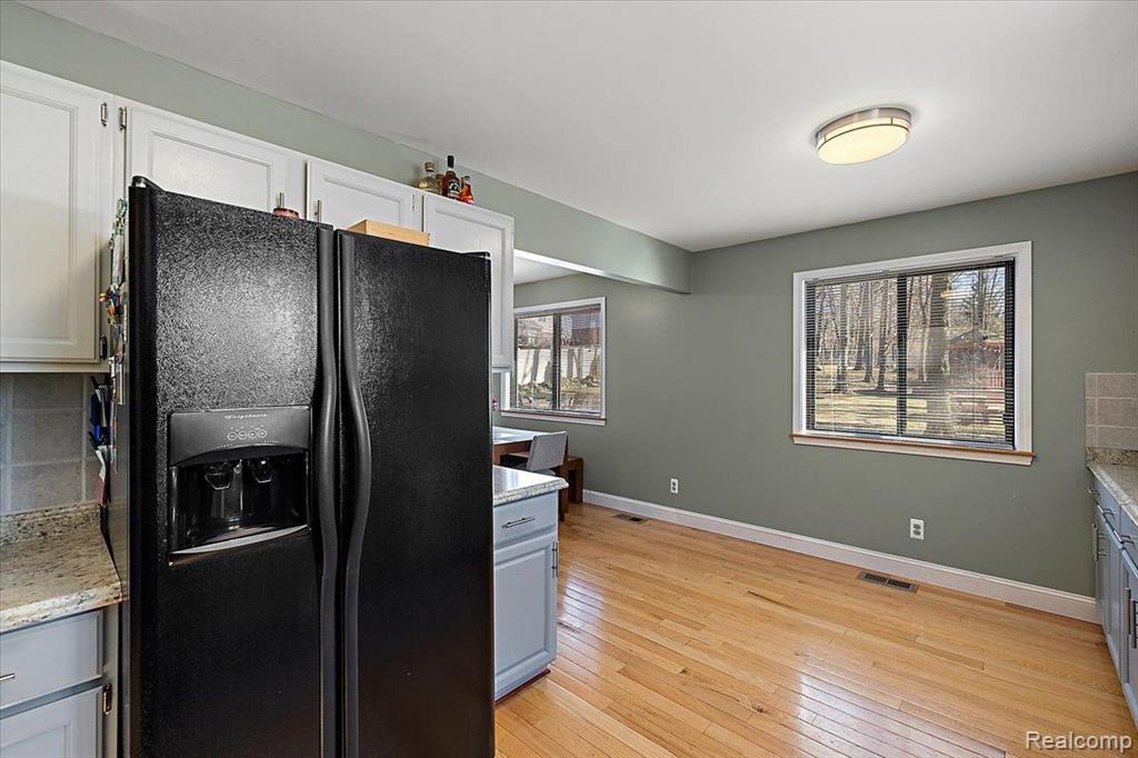 5621 SALLY Road, Clarkston, MI 48348 — Photo 15