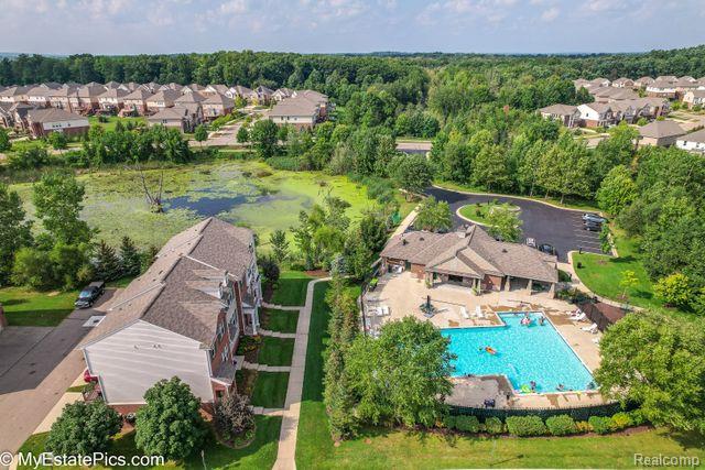 44701 Ellery Lane, Novi, MI 48377 — Photo 45