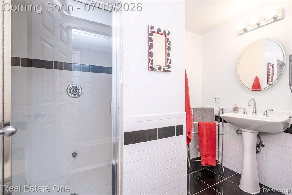 4488 Philip, Commerce Twp, MI 48382 — Photo 54