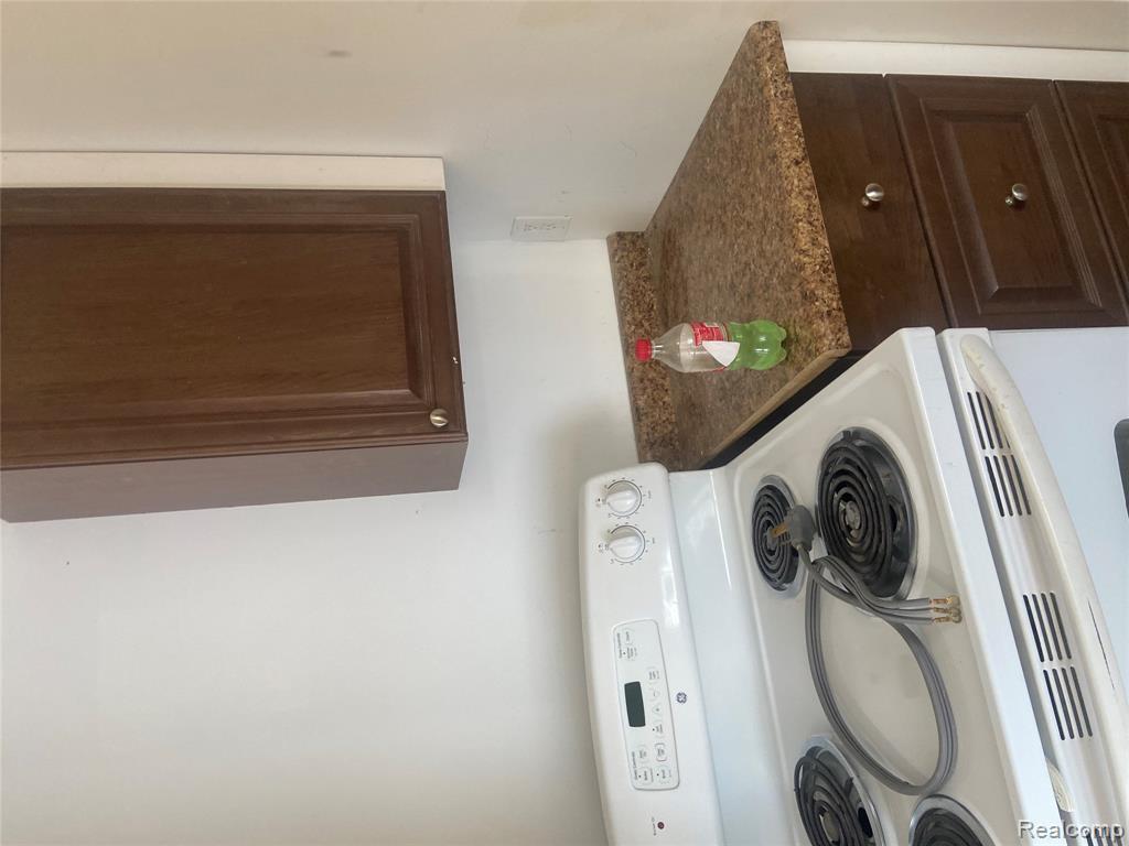 937 Barrie Avenue, Flint, MI 48507 — Photo 26