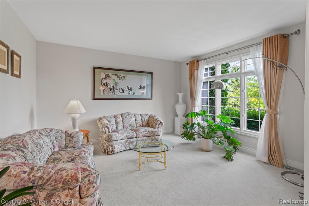 18585 STEEP HOLLOW Court, Northville, MI 48168 — Photo 10