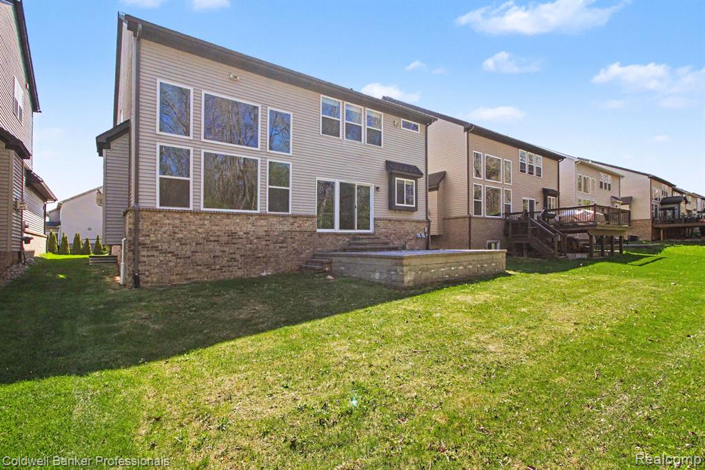 4817 W Stonegate Circle, Lake Orion, MI — Photo 5