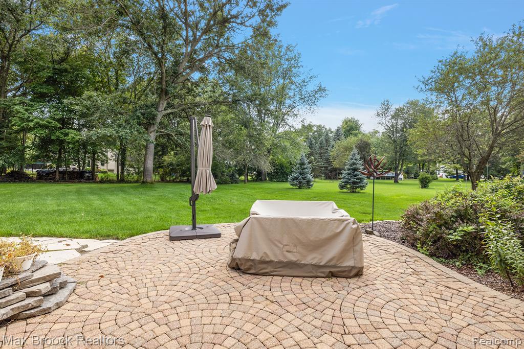 4536 SEDONA Drive, Clarkston, MI 48348 — Photo 41