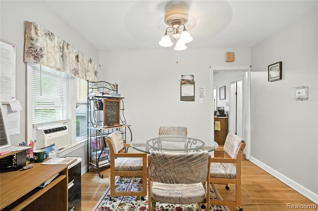 5452 Monroe Street, Dearborn Heights, MI 48125 — Photo 9