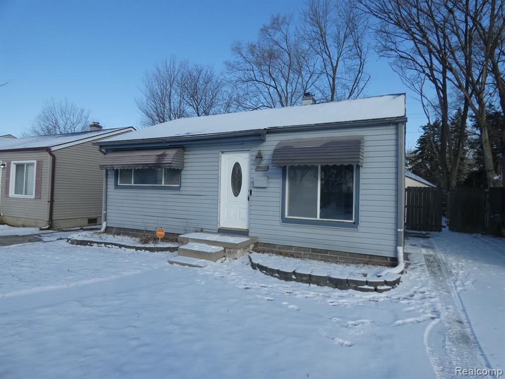 8065 PROSPECT Avenue, Warren, MI 48089 — Photo 2