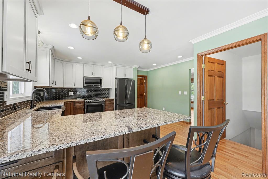 515 E Dawson Road, Milford, MI 48381 — Photo 10