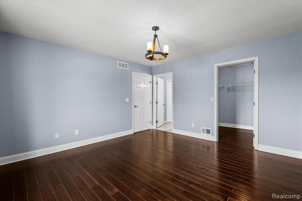 41174 WESTFIELD Circle, Canton, MI 48188 — Photo 12