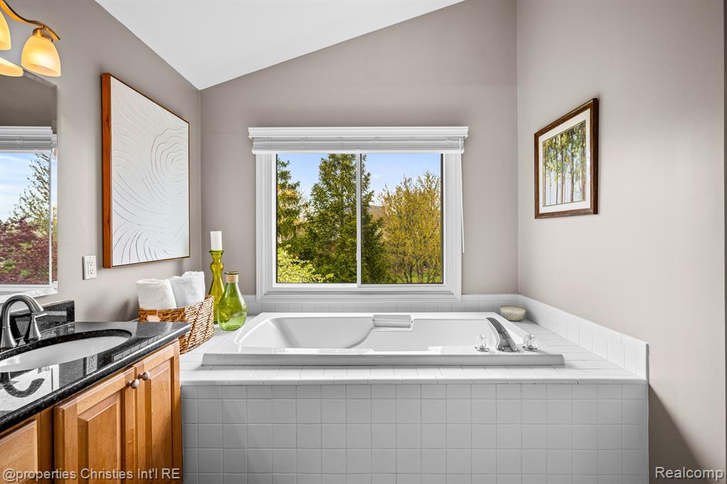 45726 JASLYN Lane, Novi, MI — Photo 29
