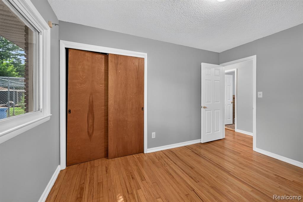 4877 Orchard Lane, Owosso, MI 48867 — Photo 39