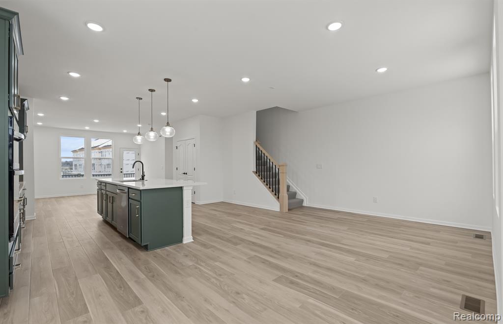 42900 Atwood Avenue, Novi, MI — Photo 17