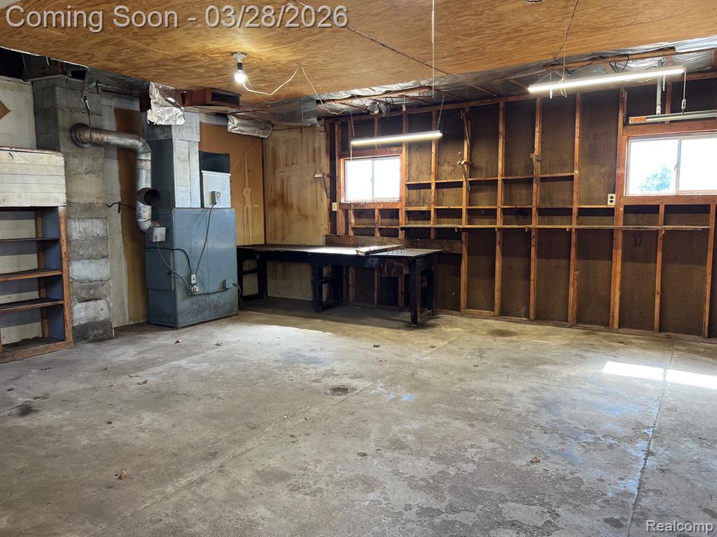 2 Maple Street, Oxford, MI 48371 — Photo 24