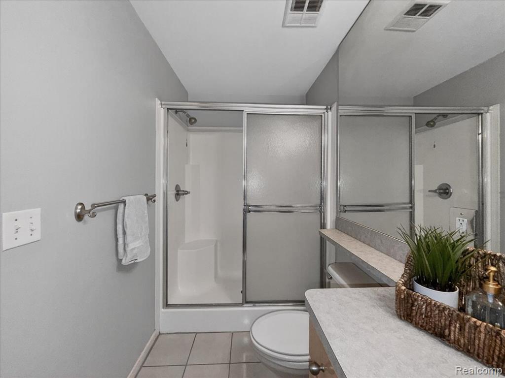 731 Amberly Drive, C, Waterford, MI 48328 — Photo 19