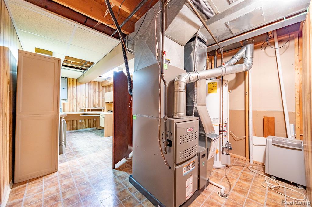 6485 Copper Creek Drive, Washington, MI — Photo 29