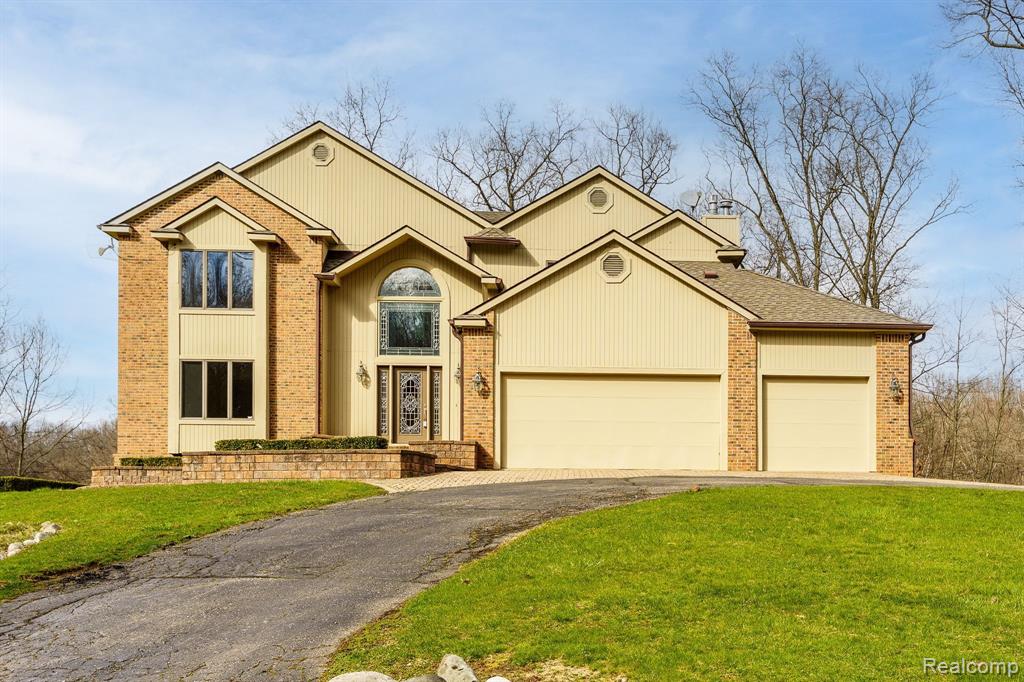 545 JUDI ANN Lane, Holly, MI 48442 — front exterior