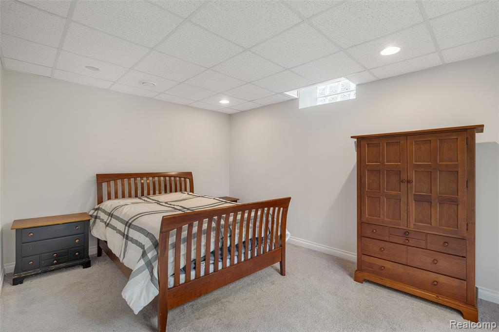 55161 Whitney Drive, Shelby Twp, MI 48315 — Photo 30