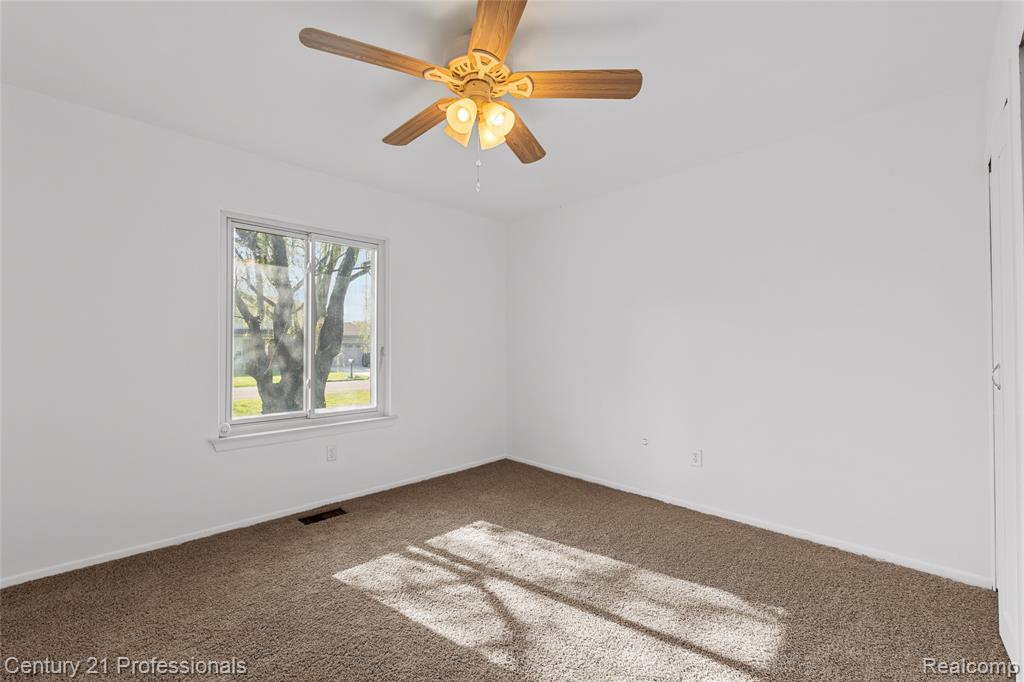 38106 Rockhill Street, Clinton Twp, MI 48036 — Photo 20