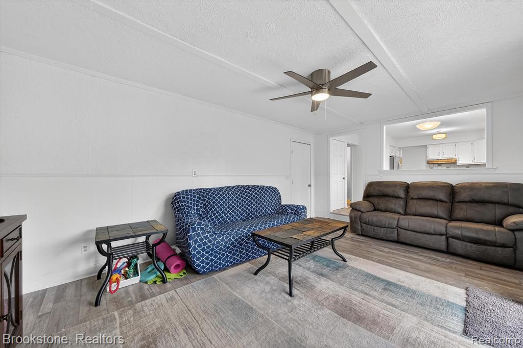 472 Westlawn Street, Ypsilanti, MI 48197 — Photo 16