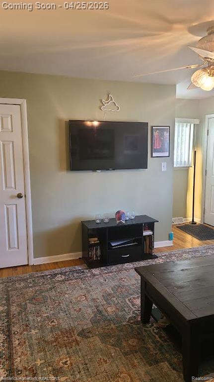 27377 Palmer Boulevard, Madison Heights, MI 48071 — Photo 7
